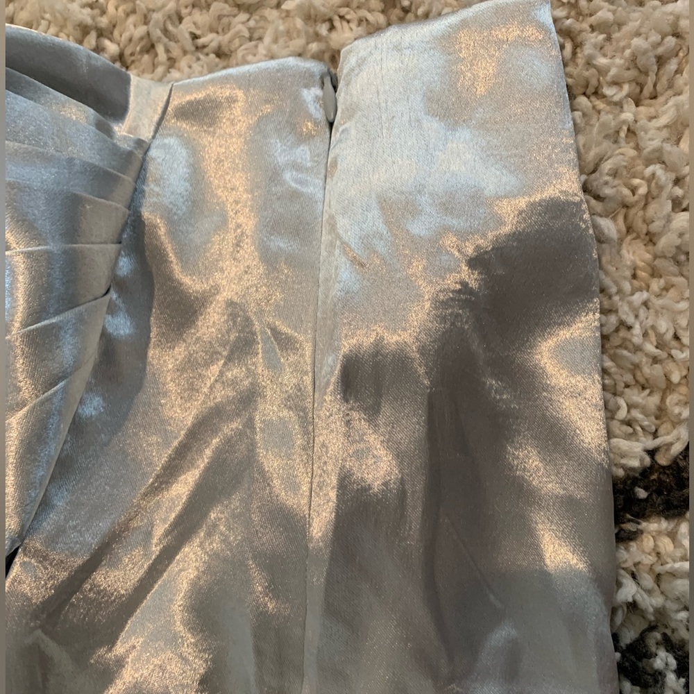 AIIFOS Orla Skirt in Silver - Picture 6 of 9